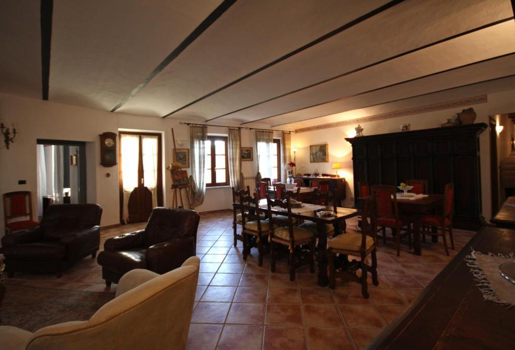 Relais San Desiderio Bed & Breakfast Calliano  Exterior photo