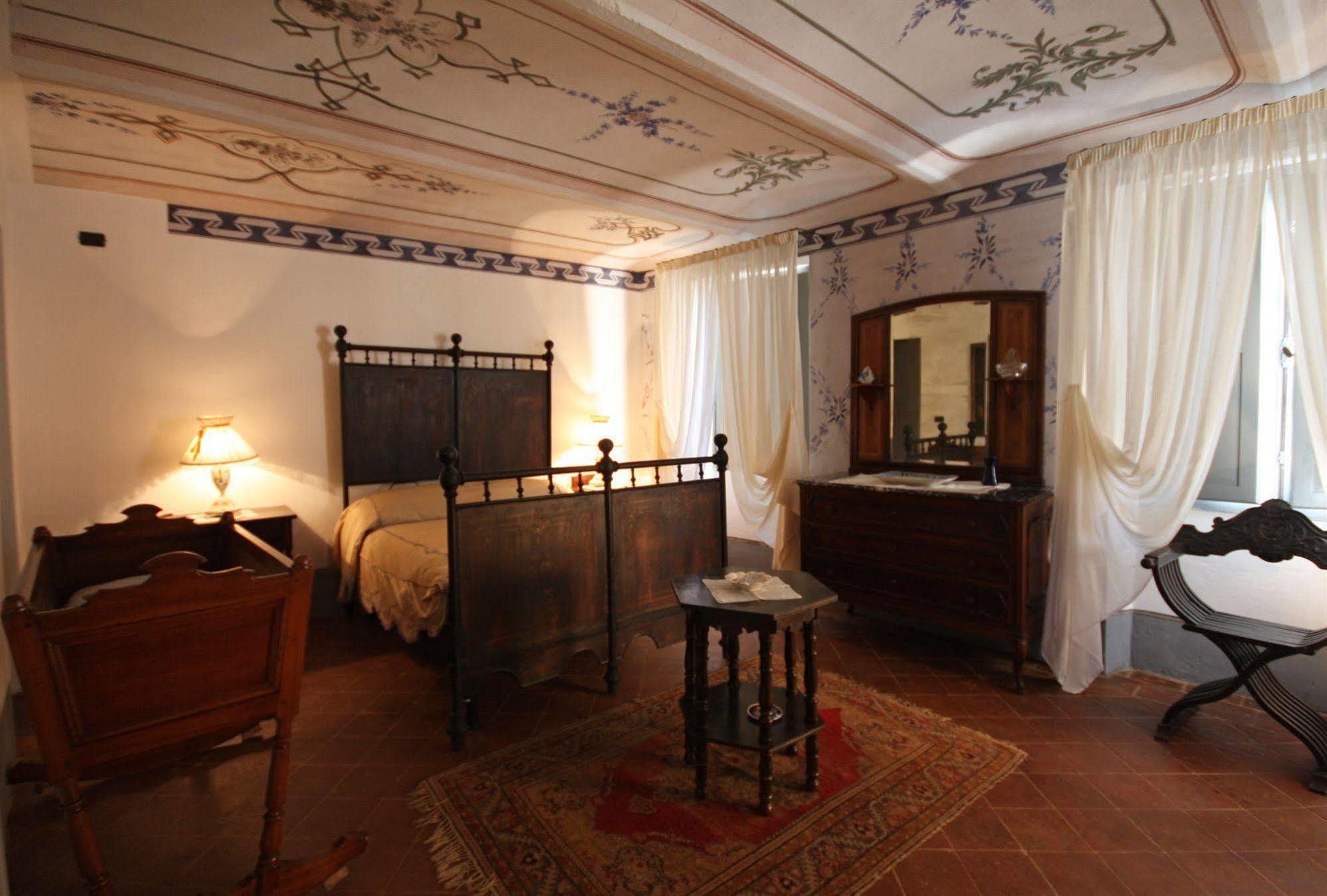Relais San Desiderio Bed & Breakfast Calliano  Exterior photo