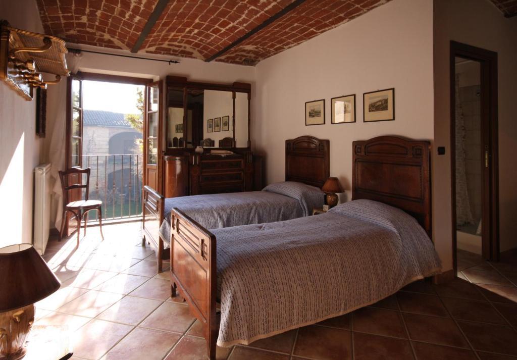 Relais San Desiderio Bed & Breakfast Calliano  Exterior photo